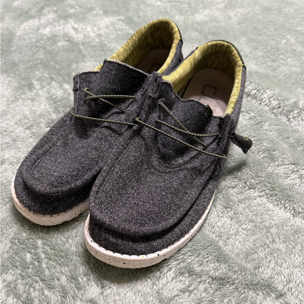 Hey Dude Lime Vision